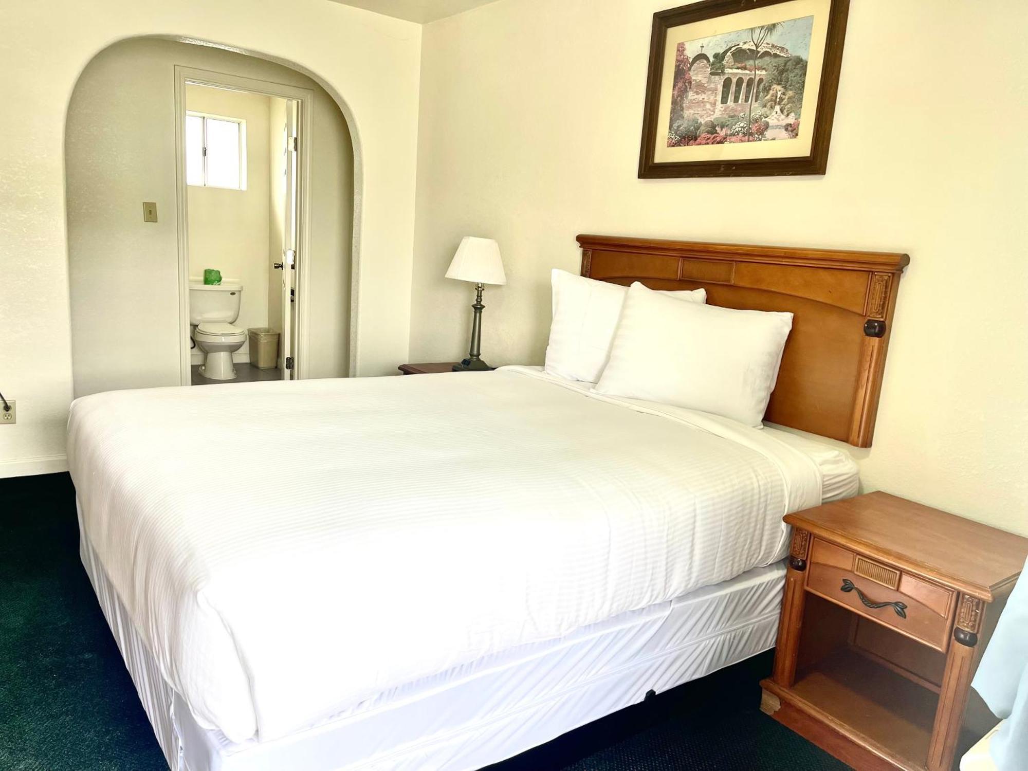 Deluxe Inn Hayward Ngoại thất bức ảnh